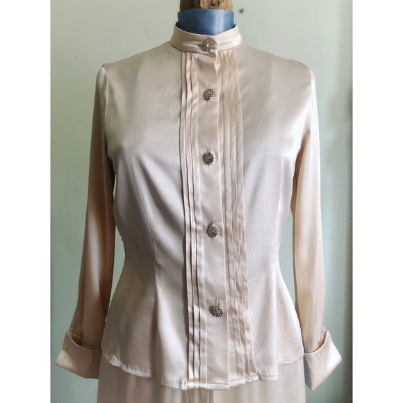 St. John Crêpe Vintage Pant Suit - Picture 5 of 8